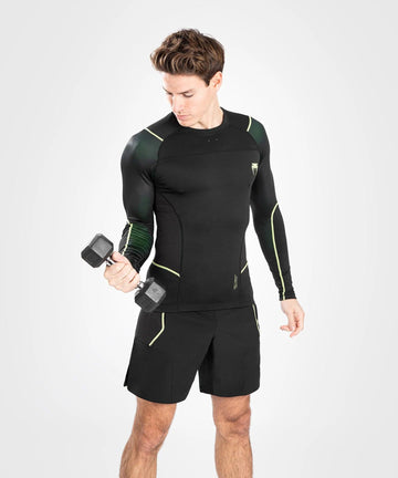 Preventing Muscle Fatigue with Rash Guards